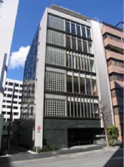 社屋外観
